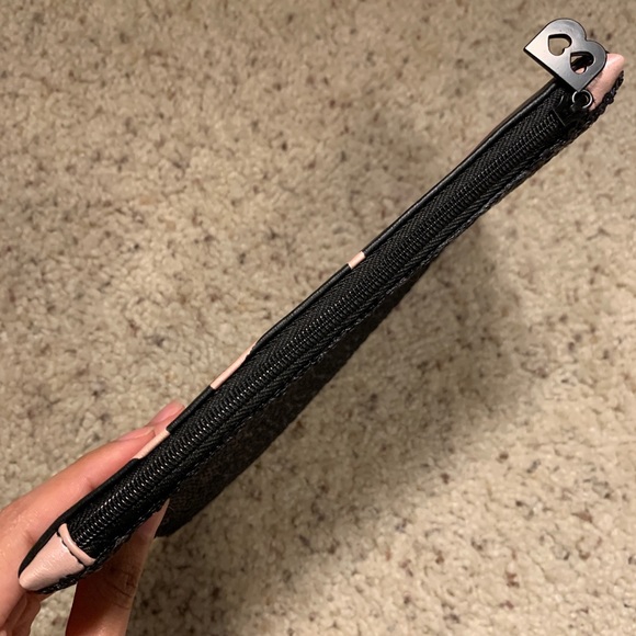 ⭐️3 for 10⭐️ Ipsy bag - Picture 4 of 5